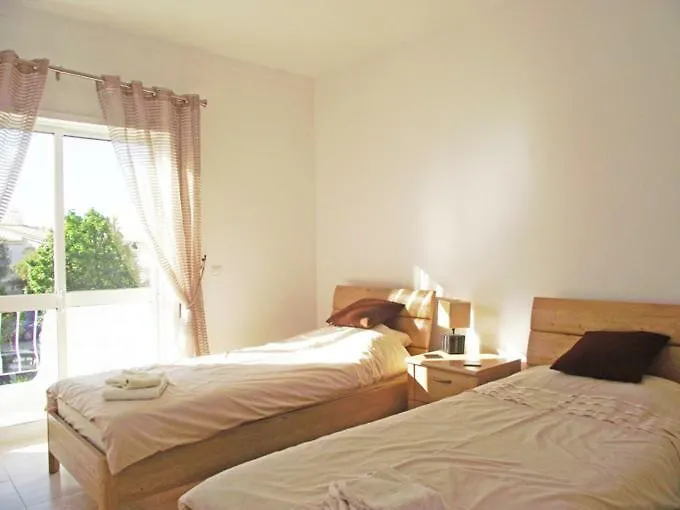 Oasis Parque Apartment 81 D Portimao 0*,  Portugal